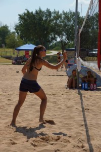 Beginning stance for the sand footwork of pulling off the net (Photo courtesy of Cassidy Murray of Texas Volleyball Tour)